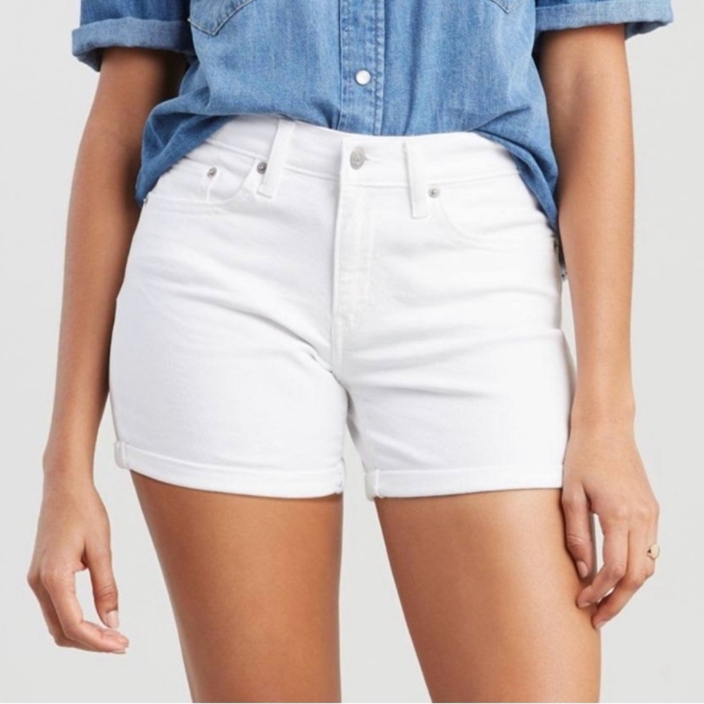 Levi's Mid Length Shorts In White Denin Shorts Size 31